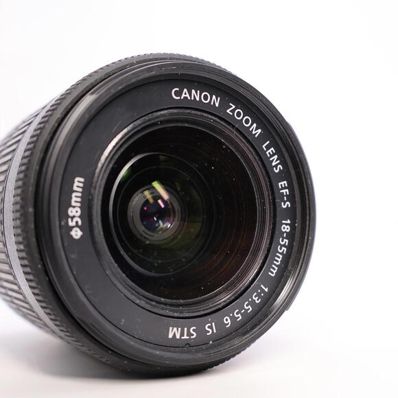 Canon DSLR SL1 Camera with 3 Lenses, Batteries and Bags - Excellent! - Picture 6 of 9